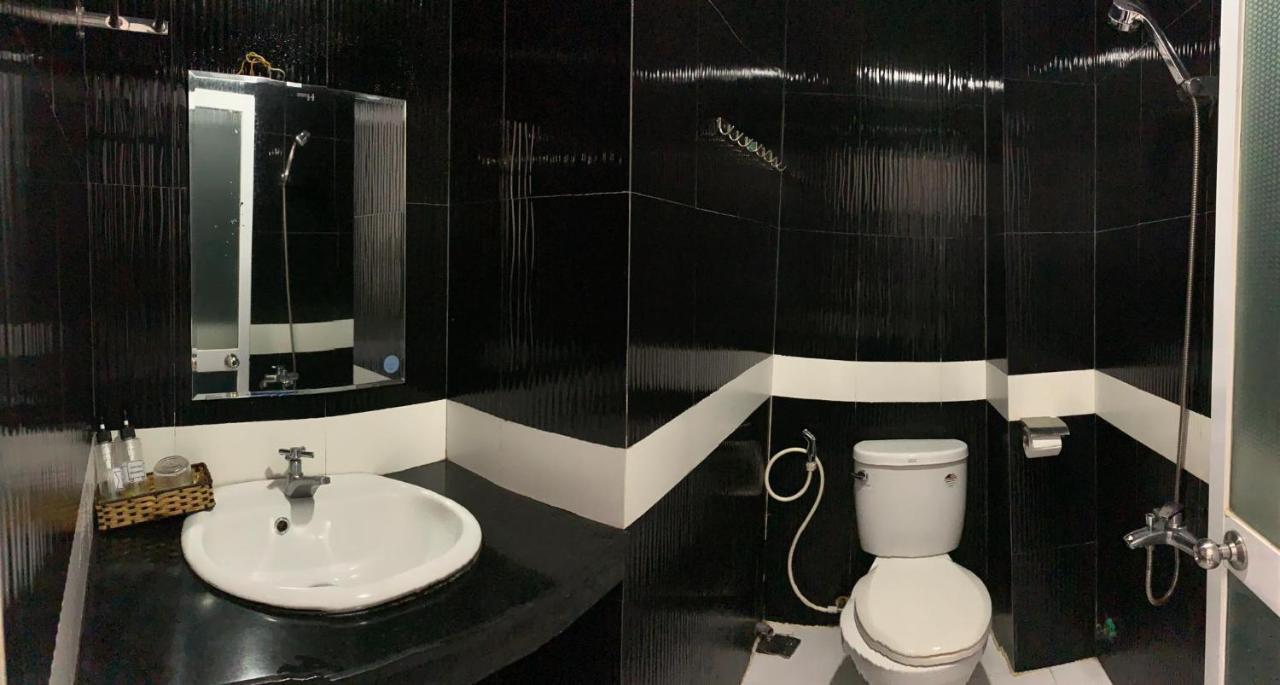 Phong Luu Hotel Nha Trang Zewnętrze zdjęcie